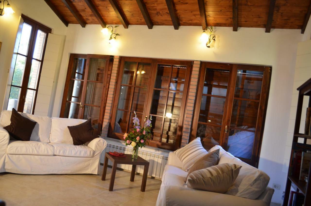 Апартаменты Casa Sorgente Монтефьясконе Экстерьер фото