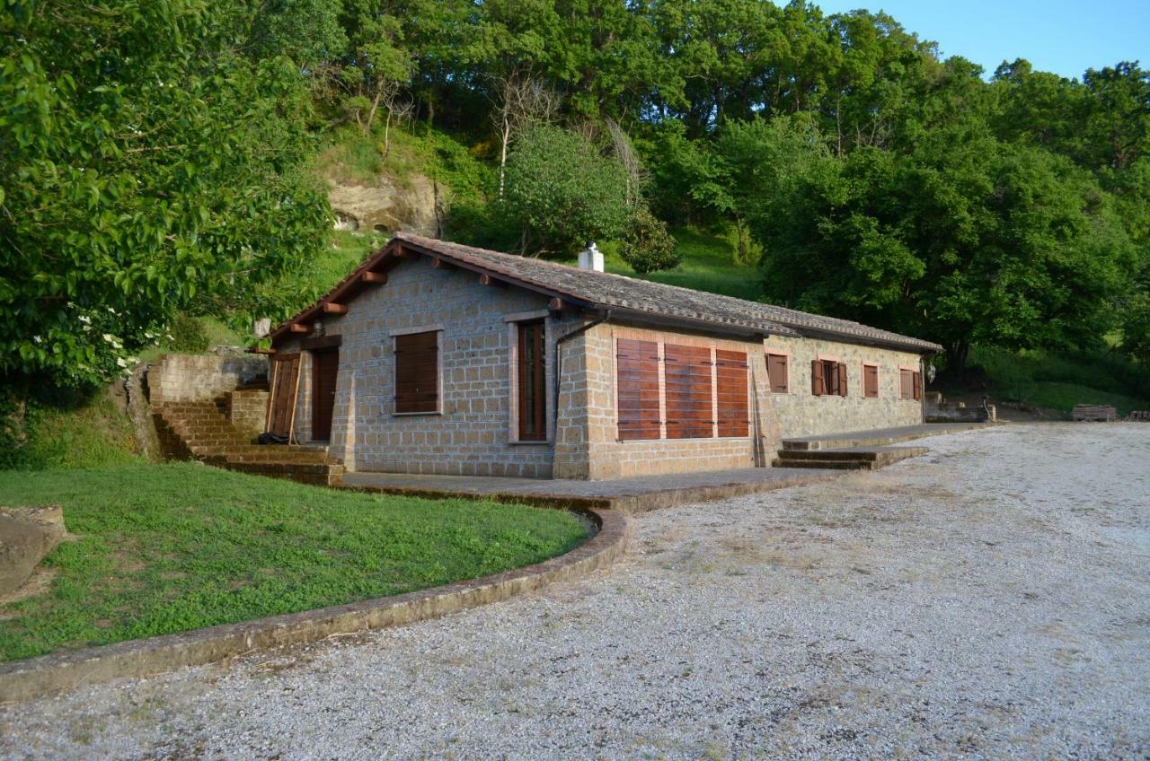 Апартаменты Casa Sorgente Монтефьясконе Экстерьер фото